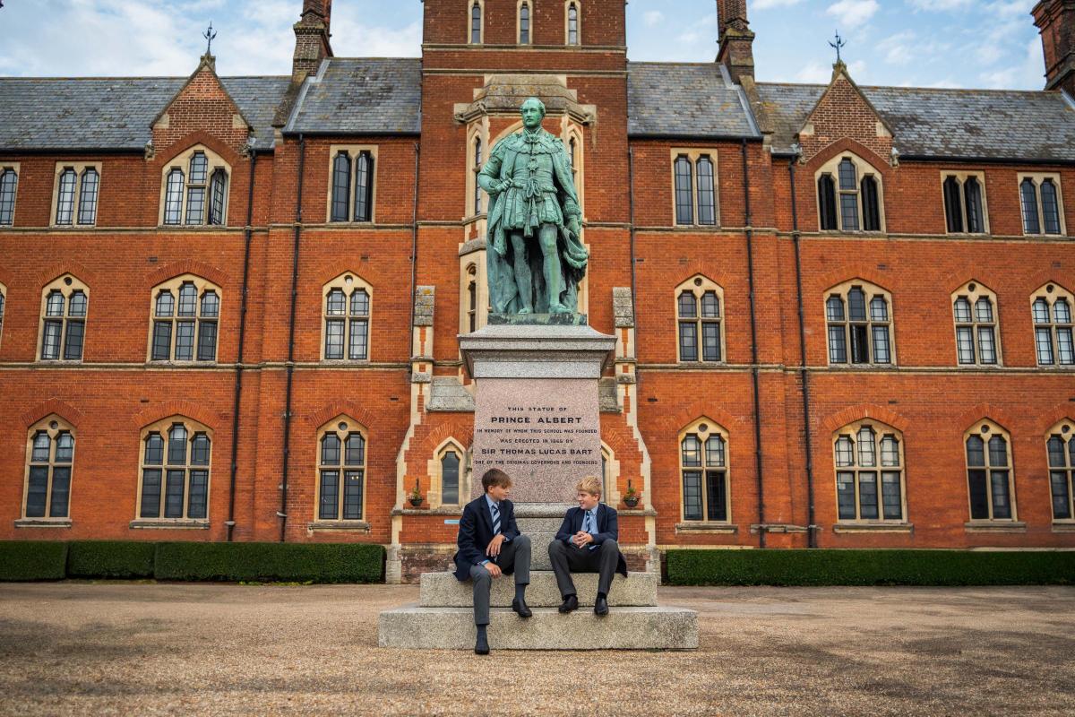 College impresses inspectors and wins accolade